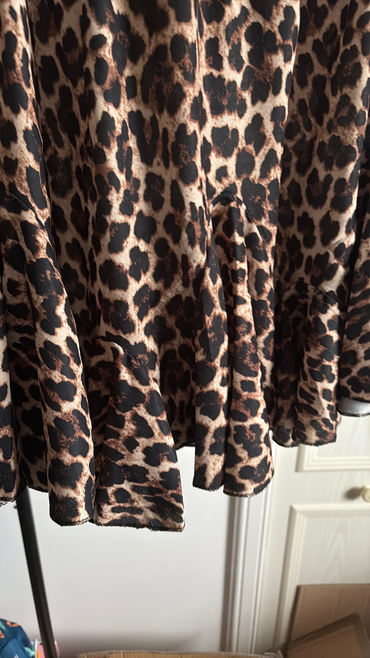 Floaty Short Leopard Print Skirt