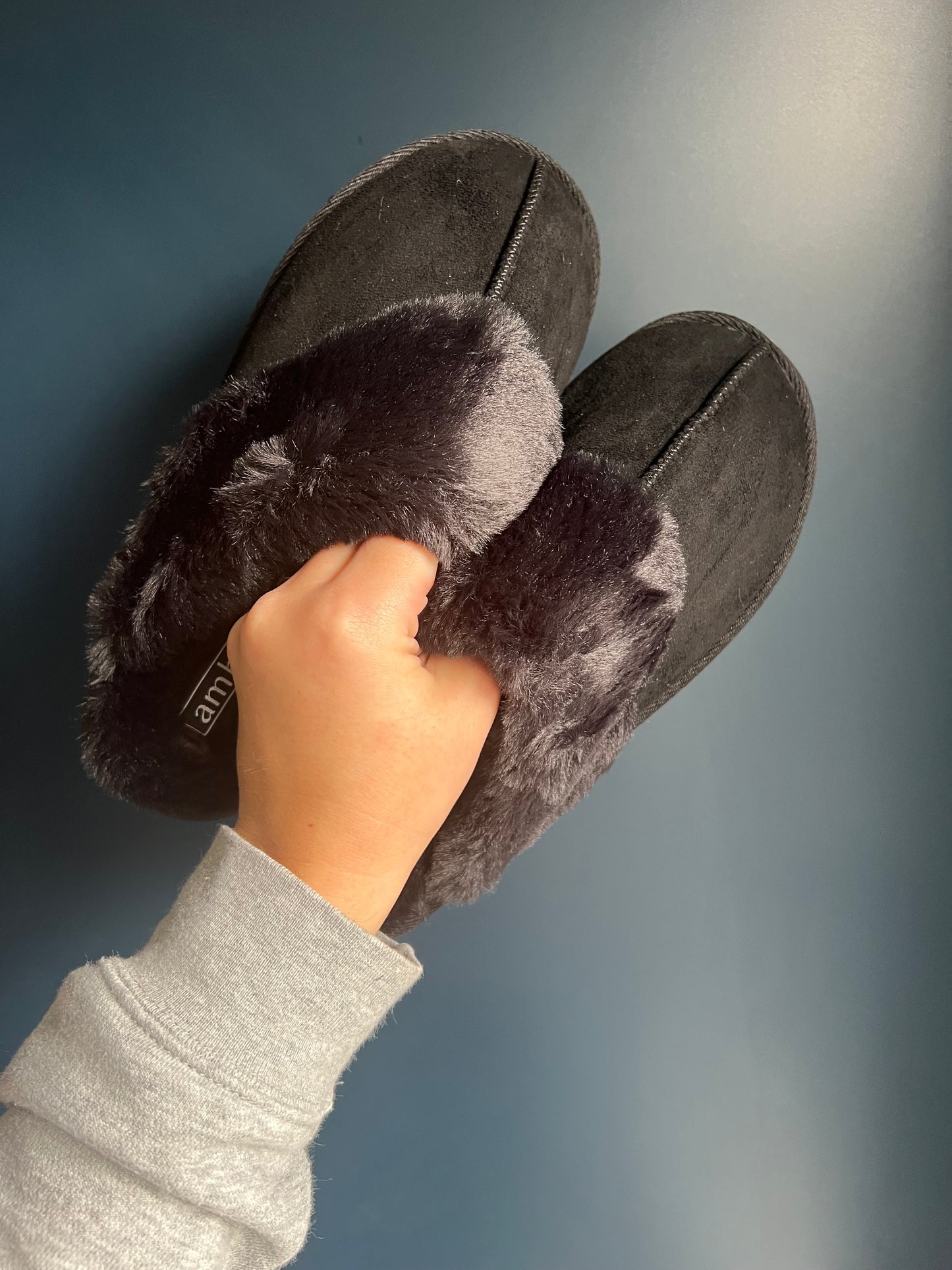 Cream or Black Cosy Slip On Slippers