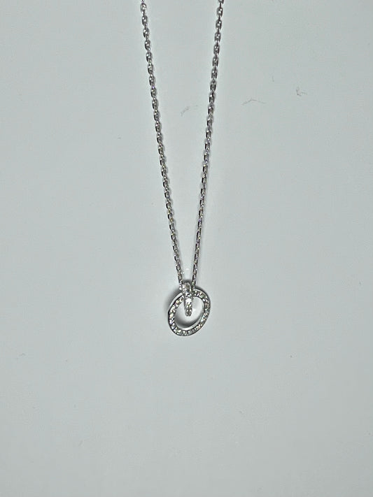 Sparkly Interlinked Circle Necklace