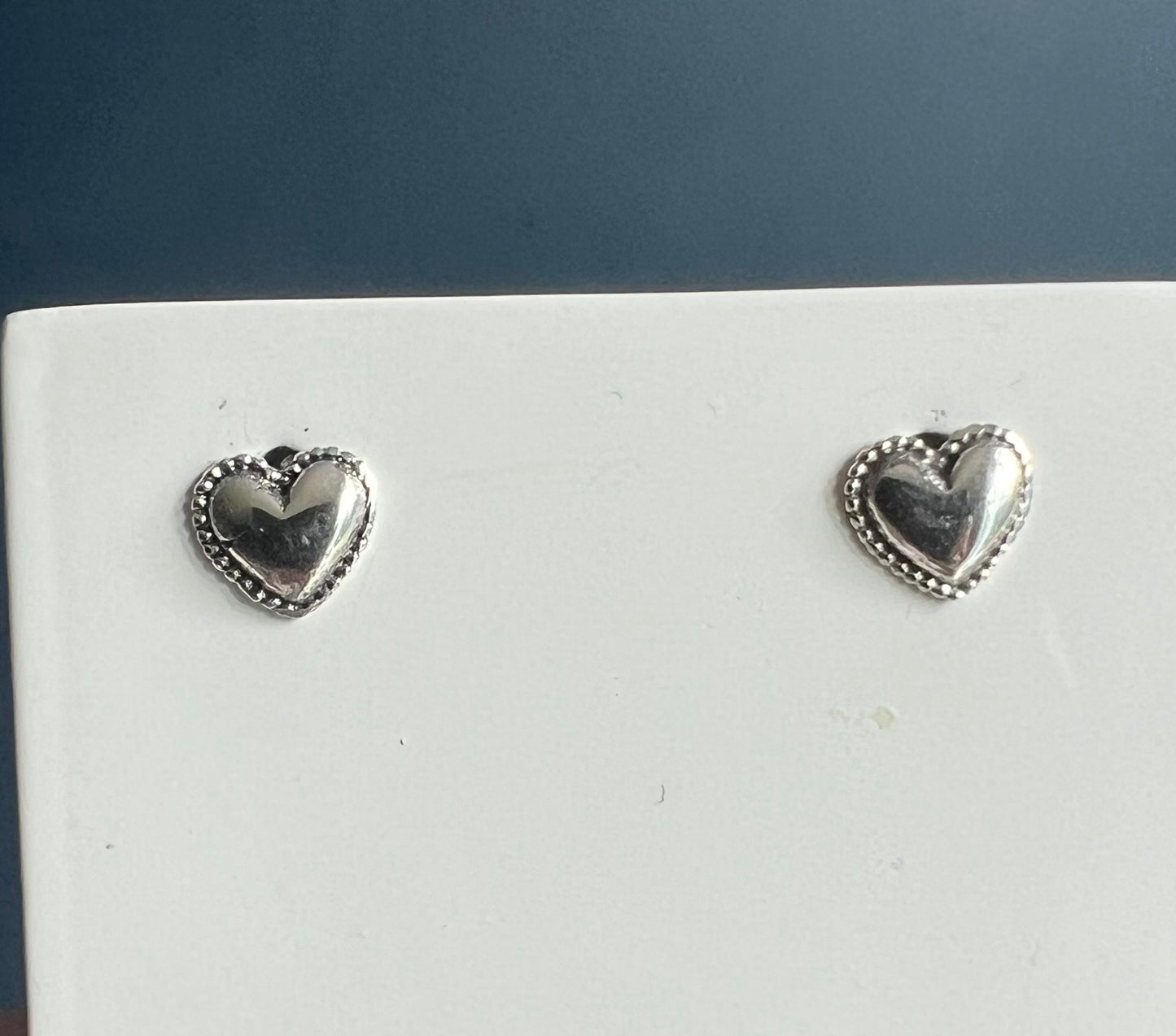 Oxidised Heart Studs