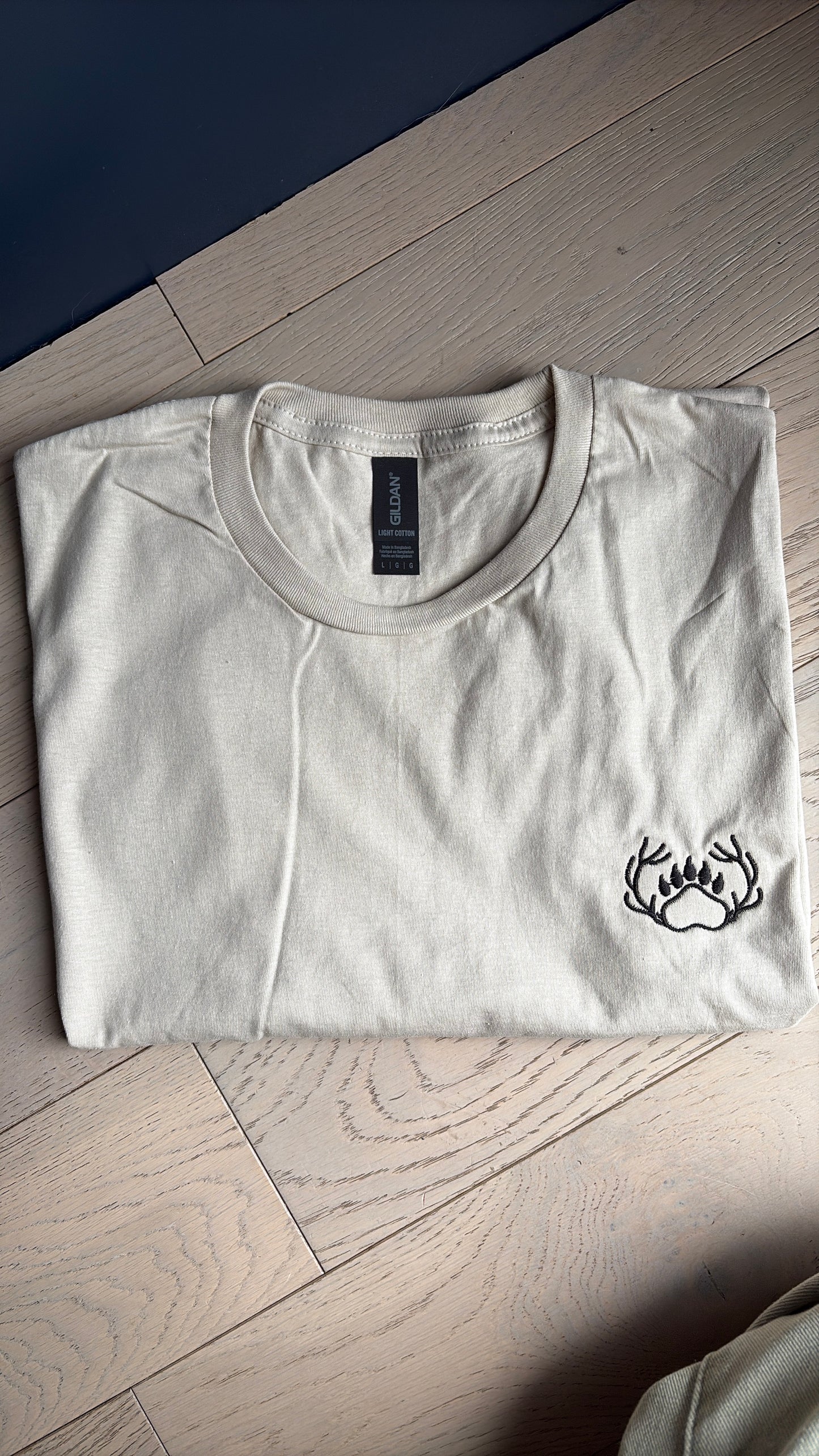 Stag & Bear T-Shirt - Unisex