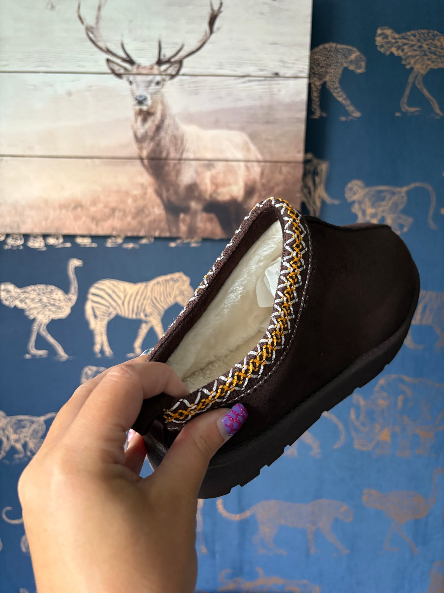 Embroidered Slip On Slippers