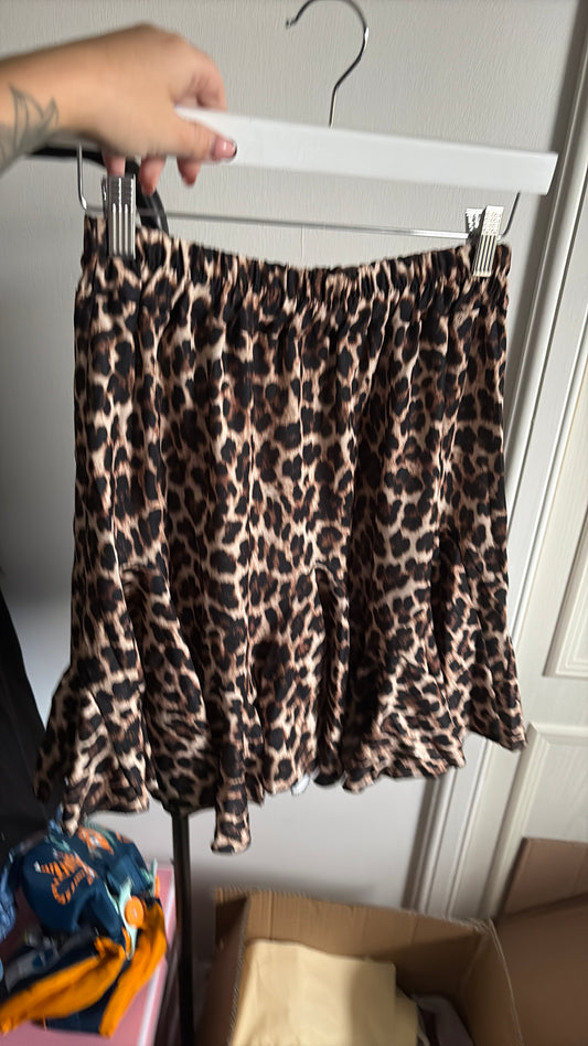 Floaty Short Leopard Print Skirt