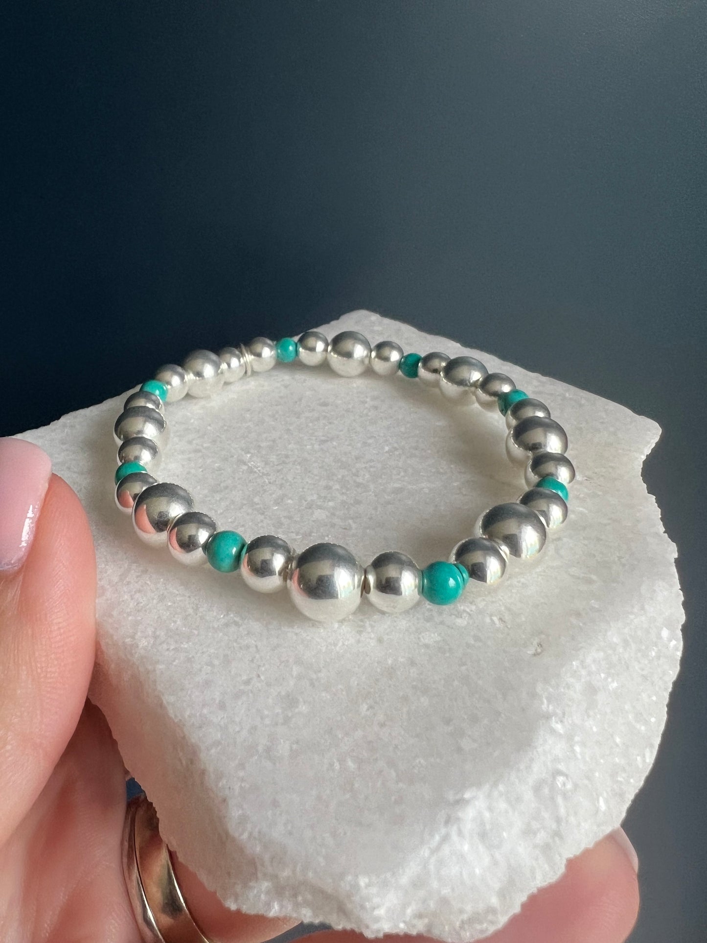 Chunky Turquoise Beaded Bracelet